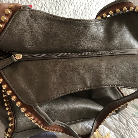 Big Buddha Grayson Handbag - Picture 5 of 11